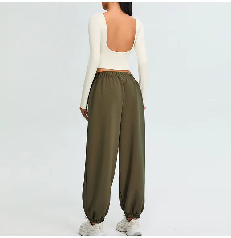 Дамски спортен комплект, топ с дълъг ръкав и долнище