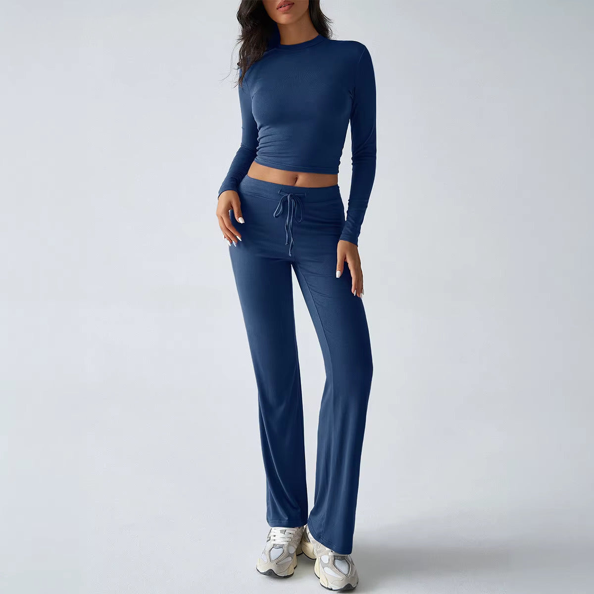 Дамски спортен комплект топ с дълъг ръкав и долнище